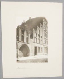 [Toruń, brama w kościele Wniebowzięcia Najświętszej Marii Panny i Bł. ks. Stefana W. Frelichowskiego]